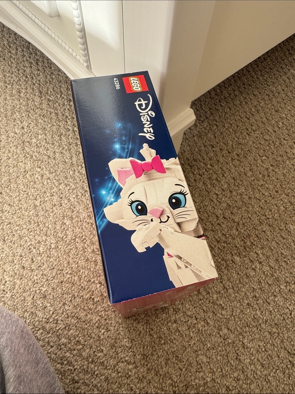 BNIB LEGO Disney Marie Cat Figure - White, Pink, Purple - Picture 4 of 5